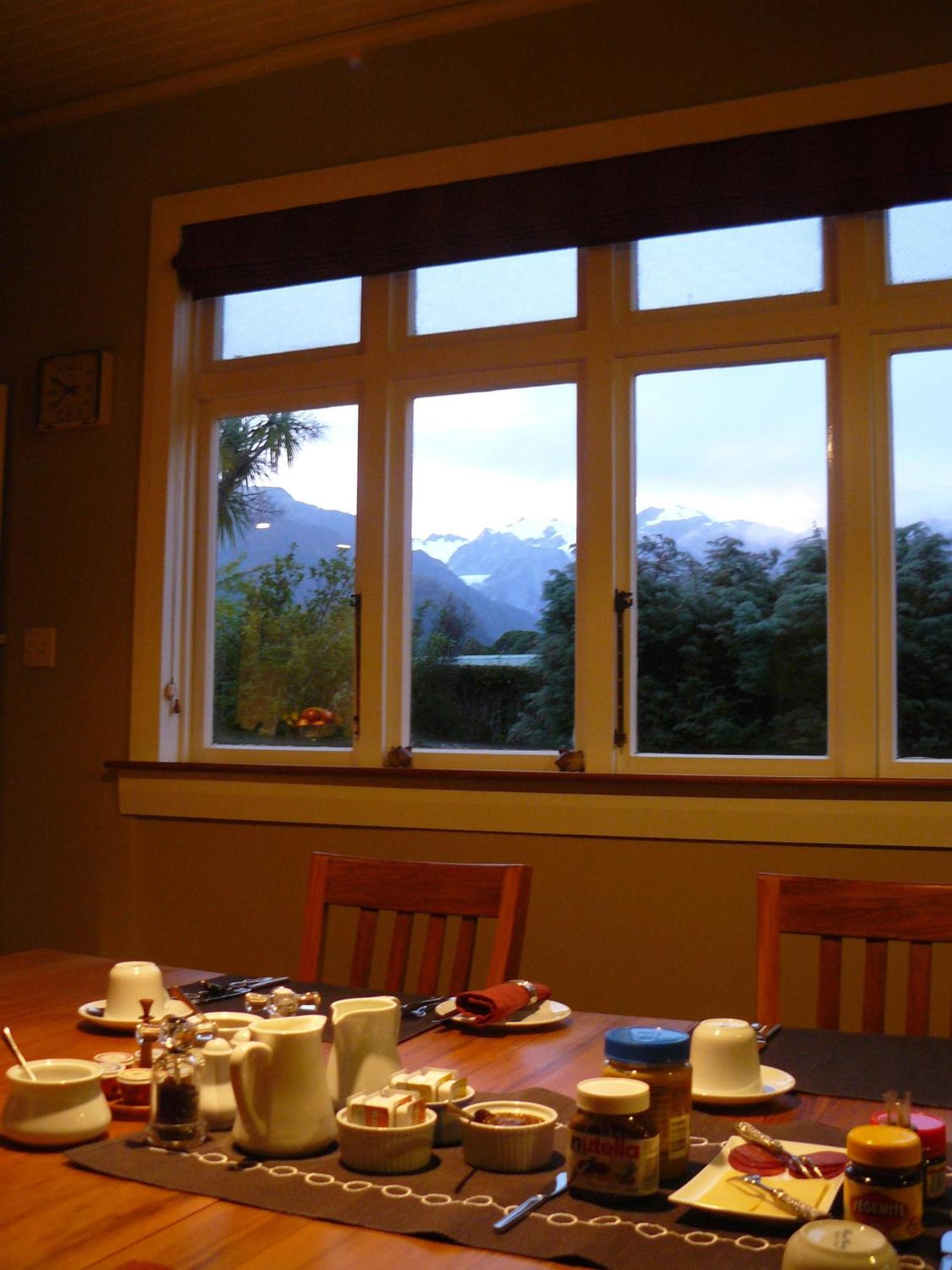 Holly Homestead B&B Franz Josef Buitenkant foto