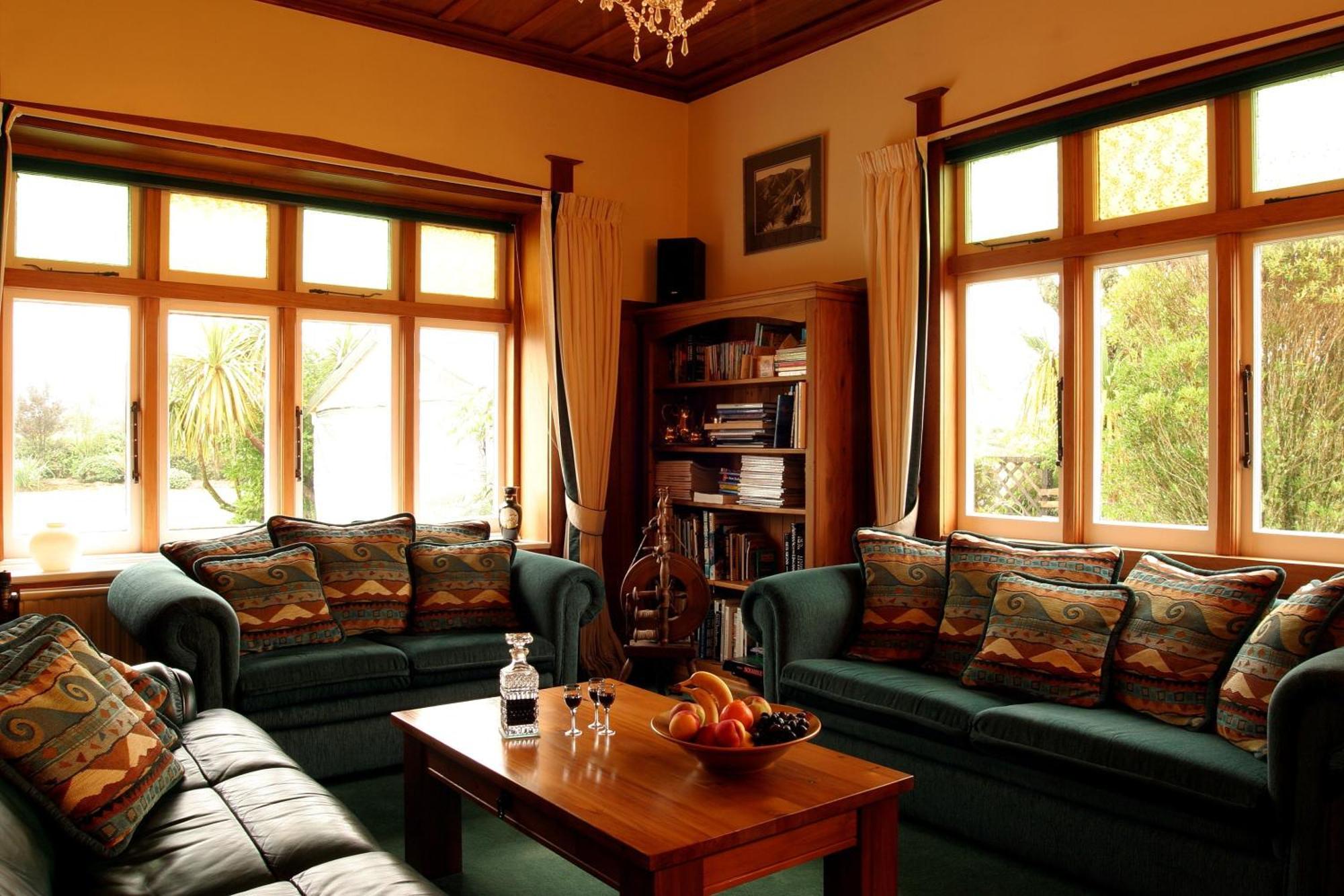 Holly Homestead B&B Franz Josef Buitenkant foto