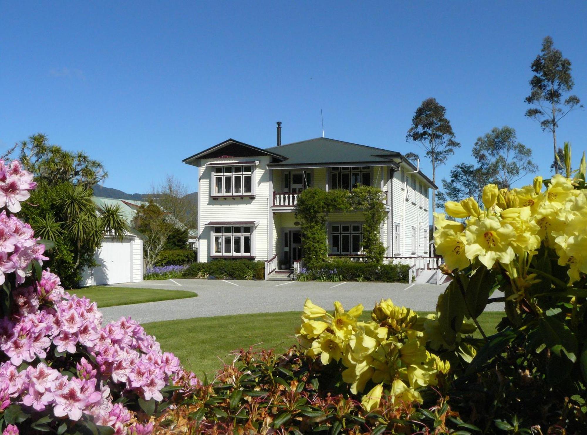 Holly Homestead B&B Franz Josef Buitenkant foto