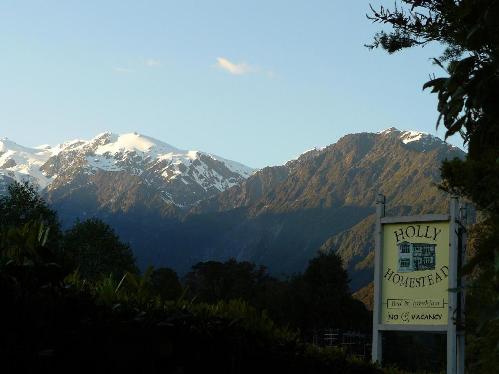Holly Homestead B&B Franz Josef Buitenkant foto